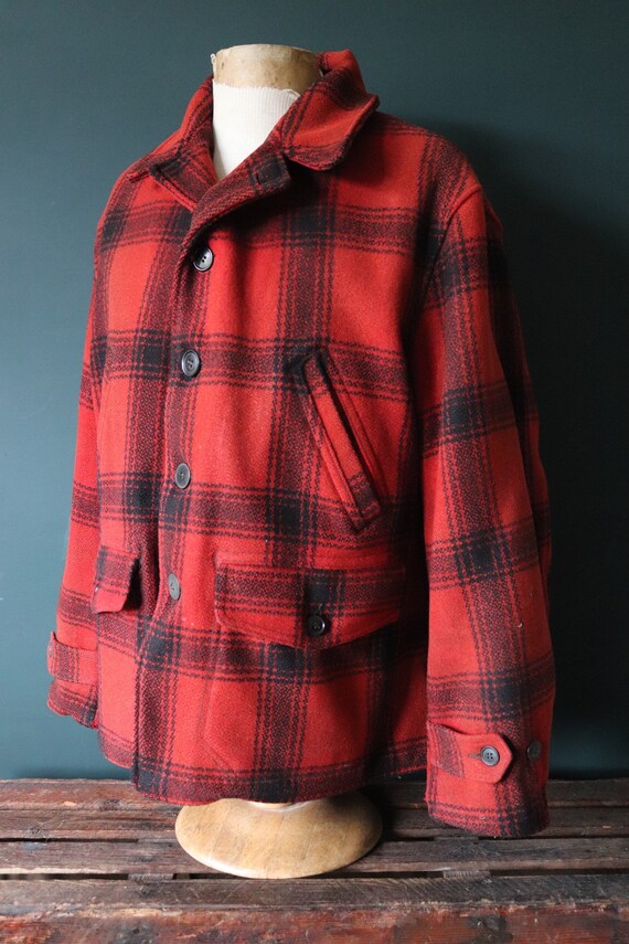 Vintage 1960s 60s red black buffalo plaid checked wool jacket mackinaw hunting workwear work chore 50” chest faded