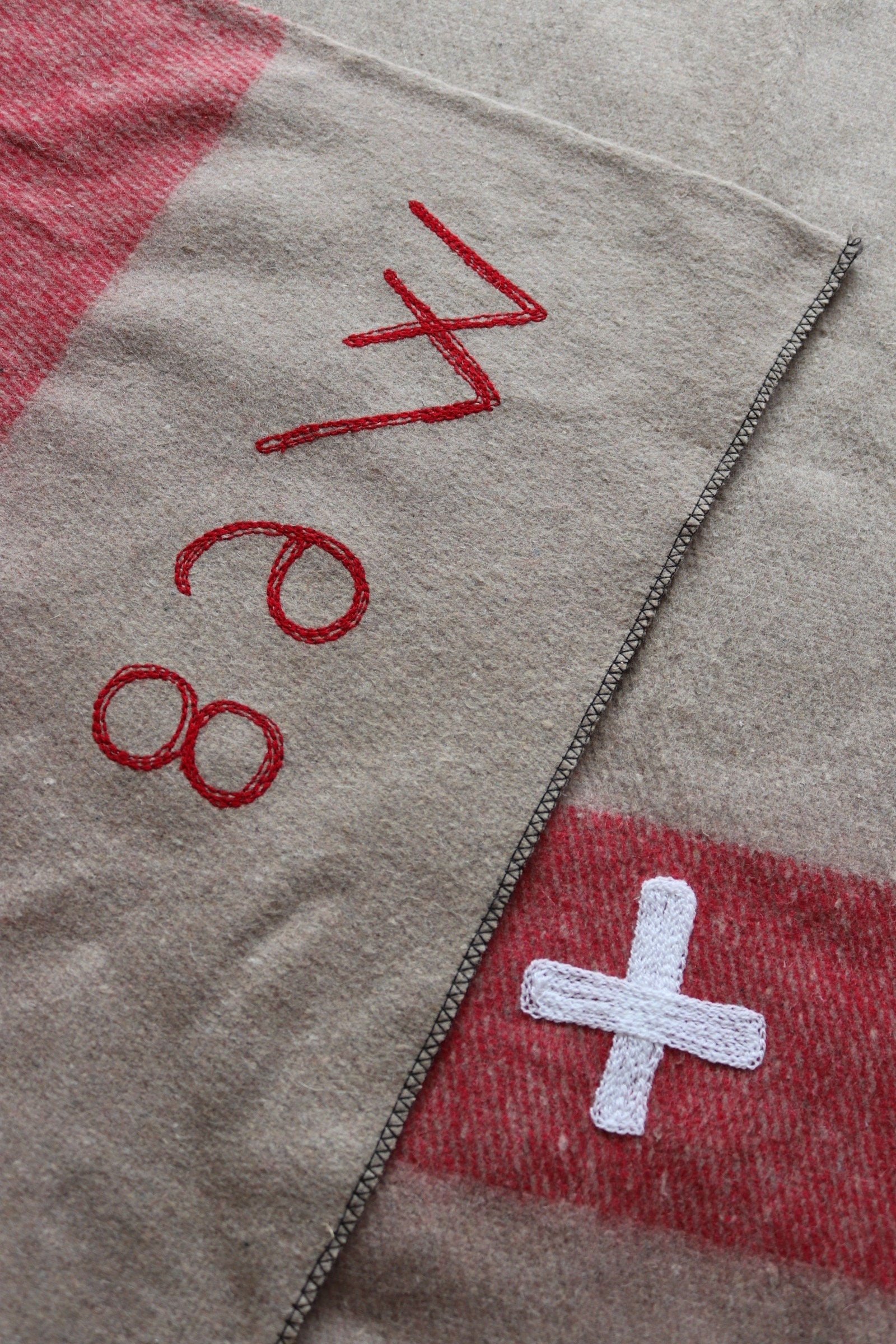 Vintage 1960s 60s Swiss army military rug blanket wool taupe red striped chain stitched log cabin camping sofa throw bed picnic