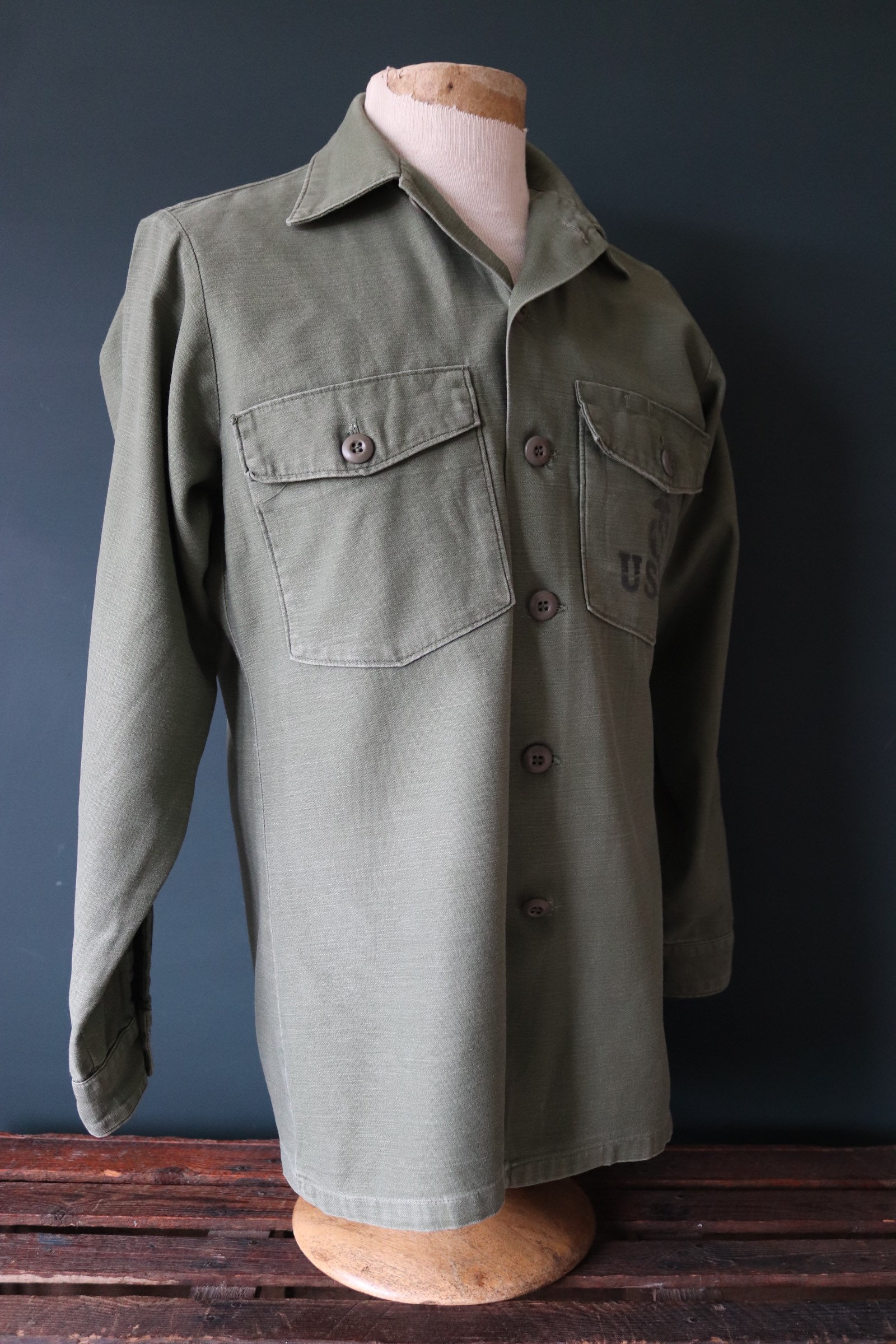 Vintage 1960s 60s USMC US marine corps sateen shirt OG-107 og 107 khaki ...