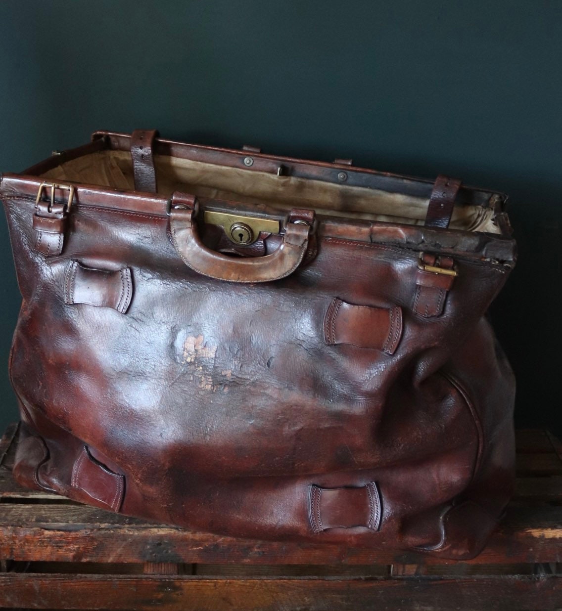Vintage antique 1890s 1800s large brown leather travel luggage