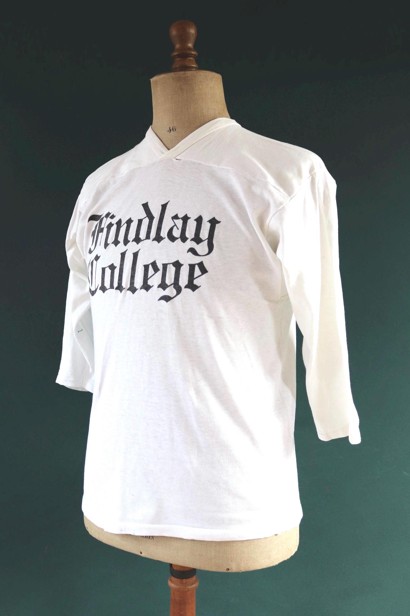 Vintage 1960s 60s 1970s 70s white cotton Findlay College old 