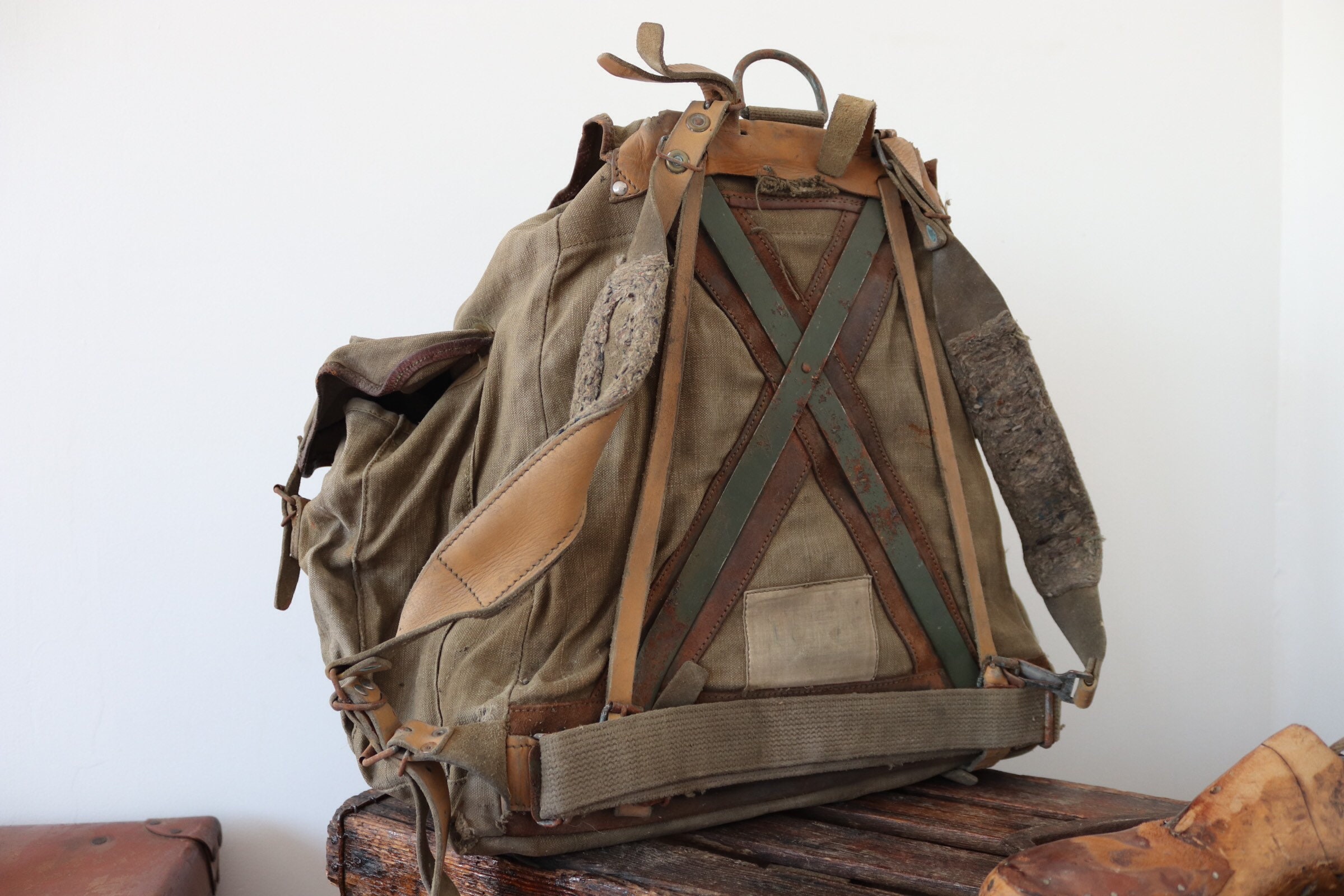 Vintage 1950s 50s 1960s 60s French army military La Fuma canvas leather