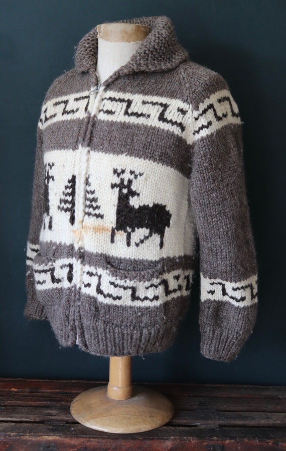 Vintage 1980s 80s 1990s 90s Kanata knitted wool cowichan sweater cardigan jumper knit stag deer cream brown shawl collar 40” chest