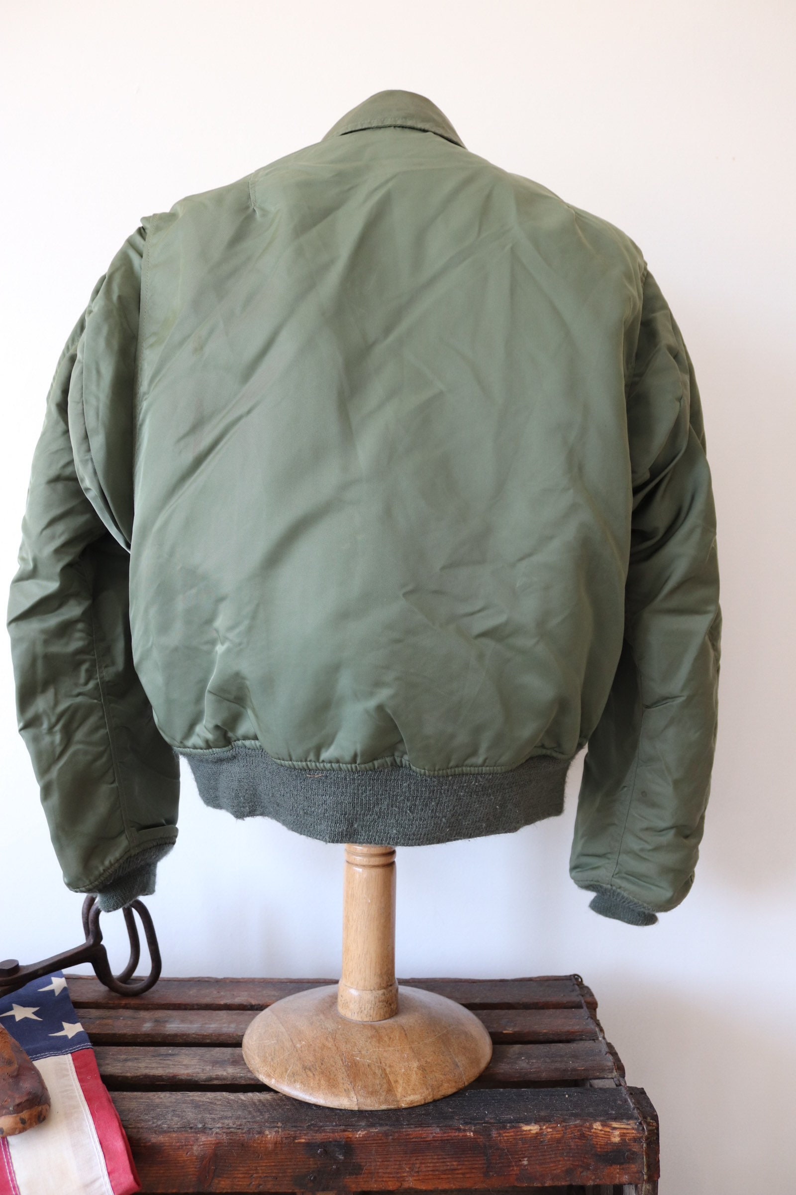 Vintage 1980s 80s Avirex CWU 55 P civilian flight bomber jacket ...