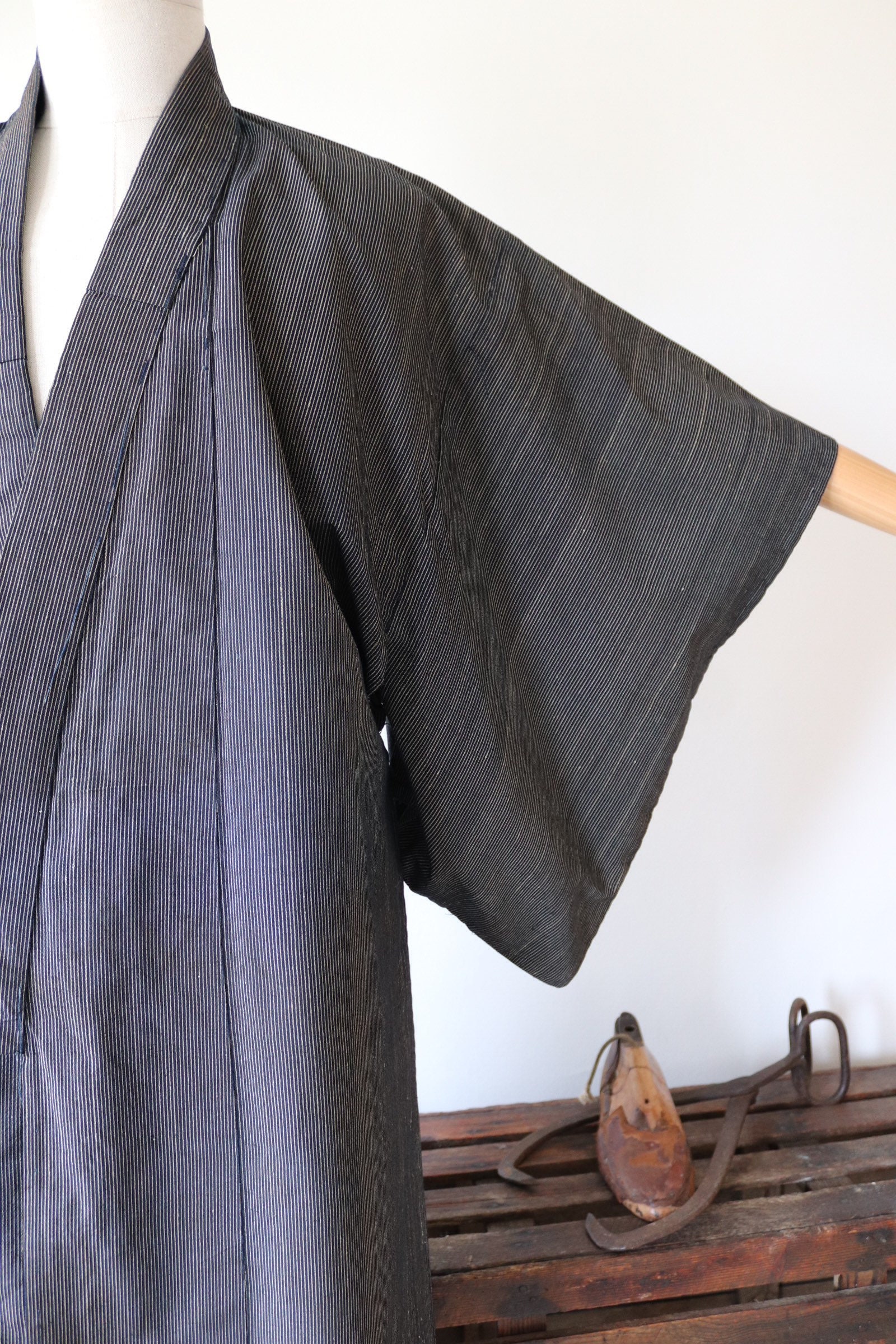 Vintage Japanese mens long kimono indigo kasuri robe dressing gown ...