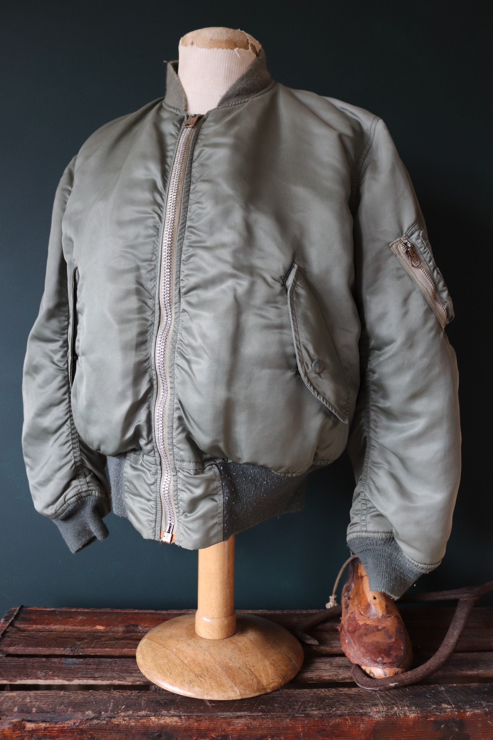 Vintage 1970s 70s 1980s 80s USAF us Air Force flight jacket Vintage 1970s 70s 1980s 80s USAF us Air Force flight jacket