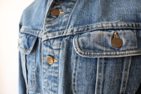 Dating vintage Lee jeans