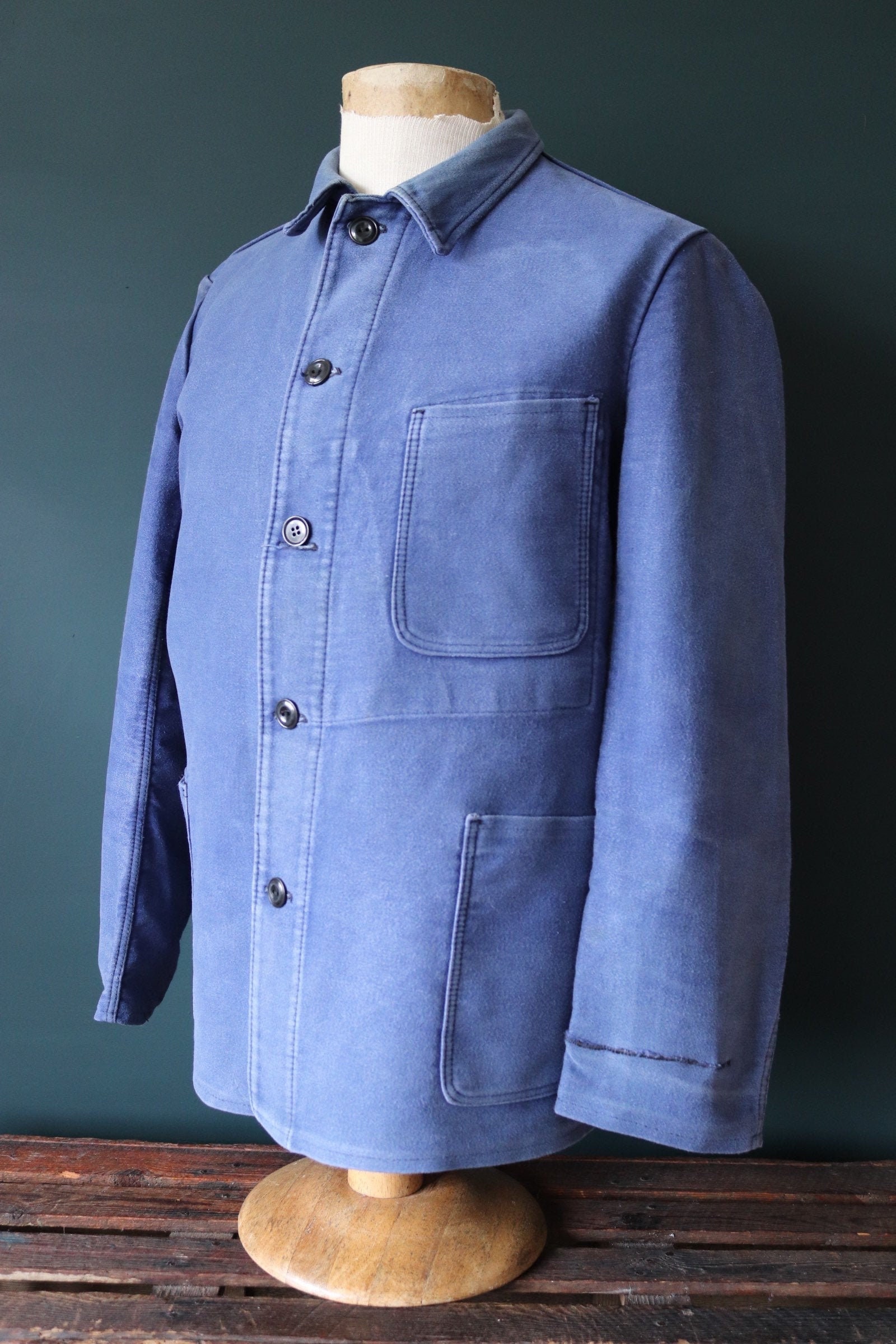 Vintage 1970s 70s indigo blue French moleskin work chore jacket coat