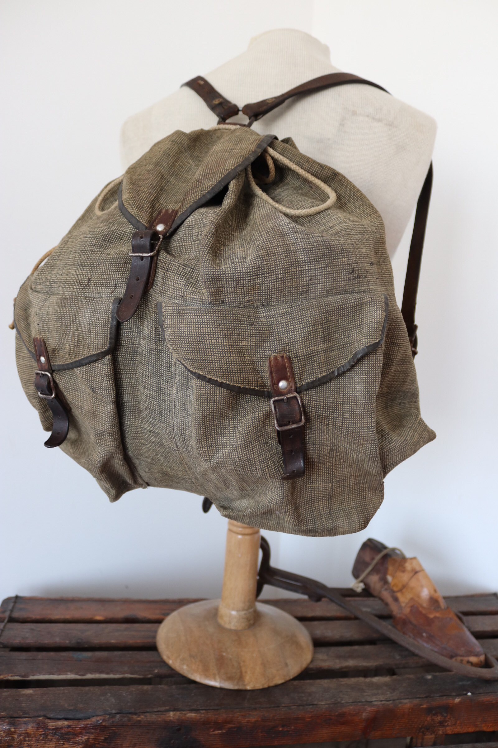 Vintage 1930s 30s 1940s 40s woven cotton hessian canvas bridle leather