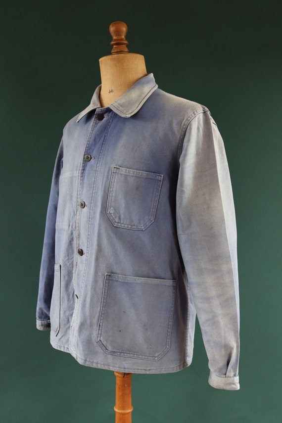 Vintage 1950s 50s 1960s 60s French blue work jacket workwear chore faded 46” chest bleu de travail cotton twill sun faded