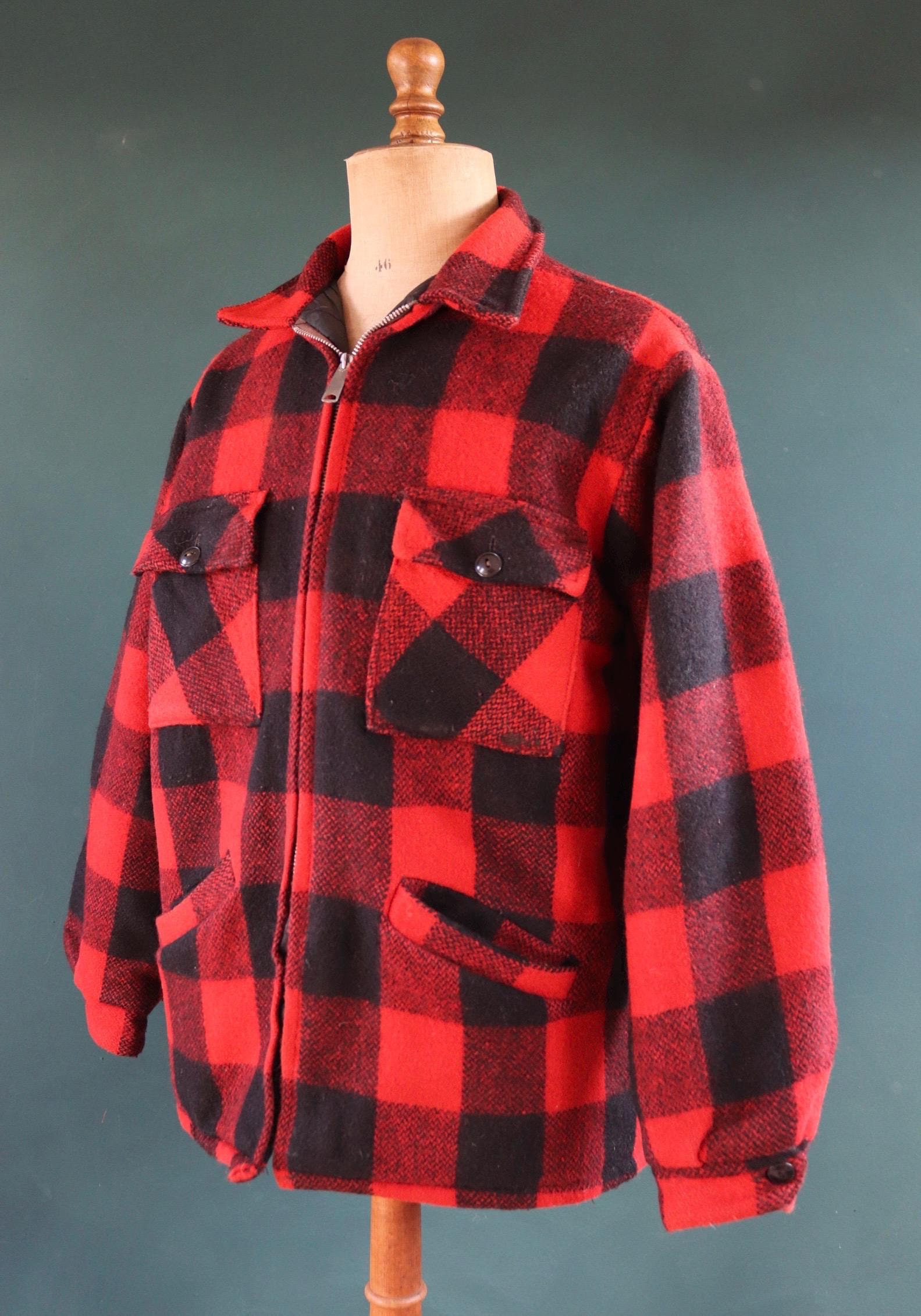 Vintage 1970s 70s Montgomery Ward red black buffalo plaid checked 
