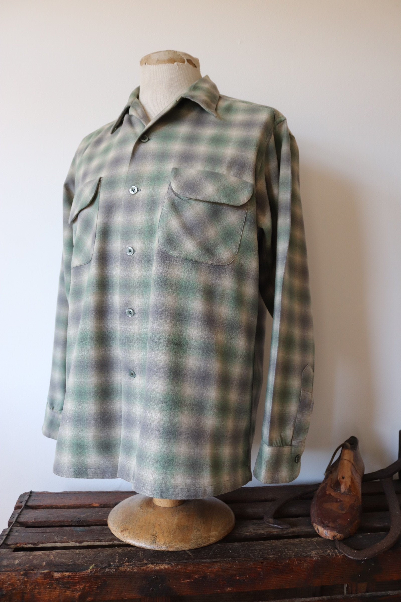 Vintage 1960s 60s sage green grey shadow plaid checked 