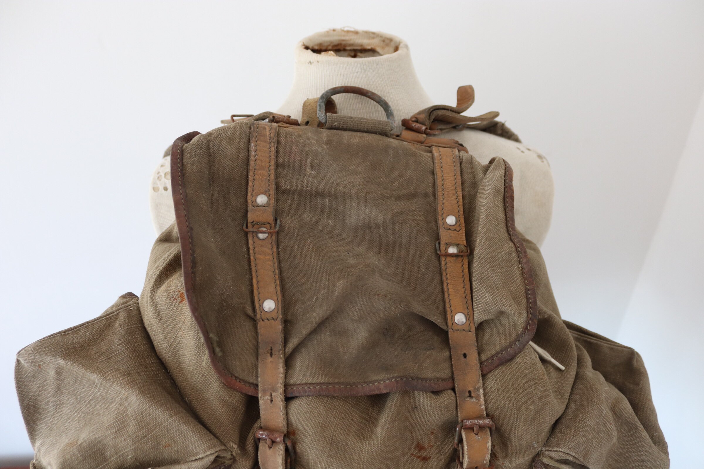 Vintage 1950s 50s 1960s 60s French army military La Fuma canvas leather