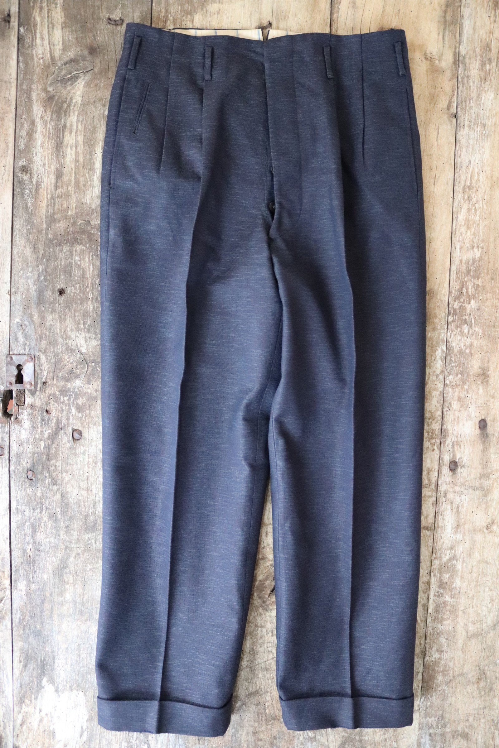 Vintage 1950s 50s dark midnight blue sharkskin v notch drop loop trousers  pants cuffed button fly 30 x 27 rockabilly pleated