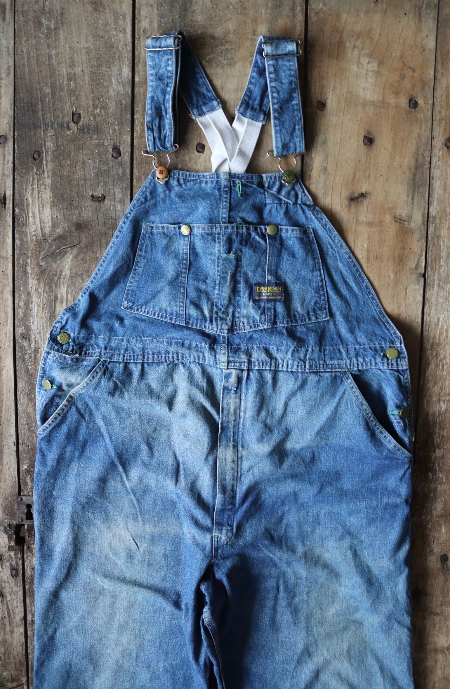 Vintage 1980s 80s Osh Kosh blue denim overalls dungarees bib brace workwear  low vest back work chore Union Made 42” x 28” advertising straps