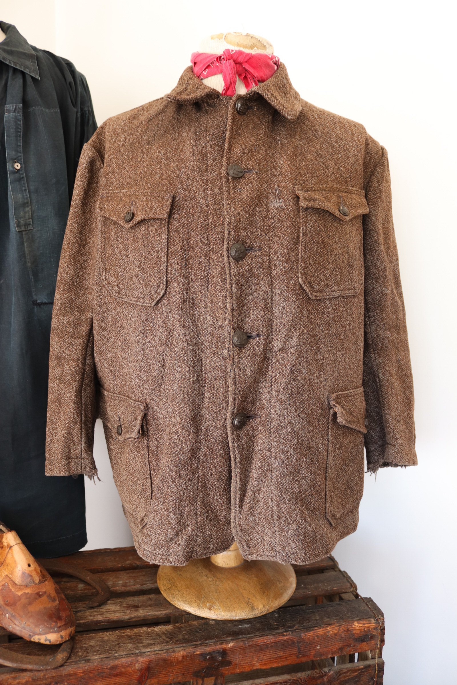 Vintage 1950s 50s french Pascal wool tweed hunting jacket spaniel