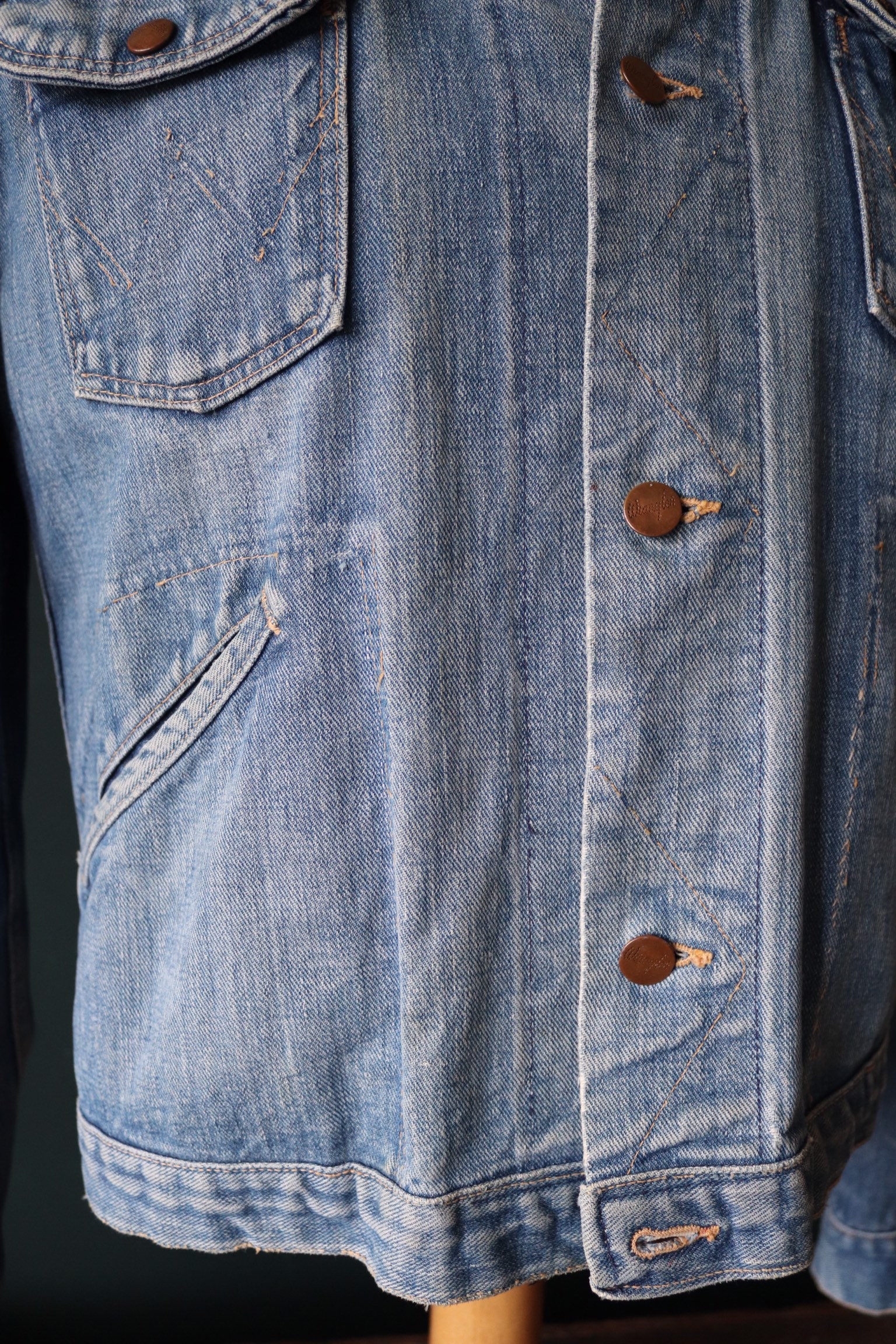 Vintage 1960s 60s Wrangler selvedge denim trucker jacket Vintage 1960s 60s Wrangler selvedge denim trucker jacket