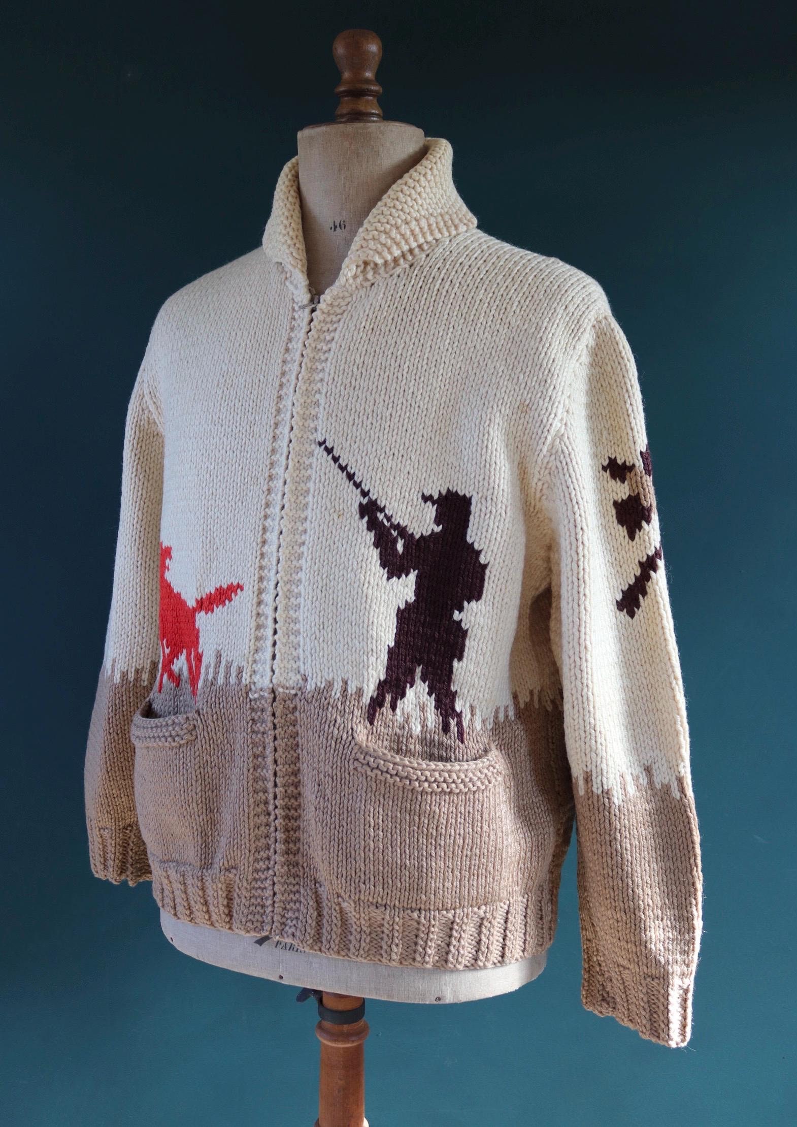 Vintage 1960s White Knit Deer Zip Up Sweater Vintage 1960s White Knit Deer Zip Up Sweater