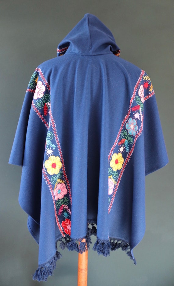 ジャケット・アウター Vintage 60's Wool Hooded Poncho Cape Vintage 1960s Hippy Poncho - Hooded Cape - Blue Wool Cloak With