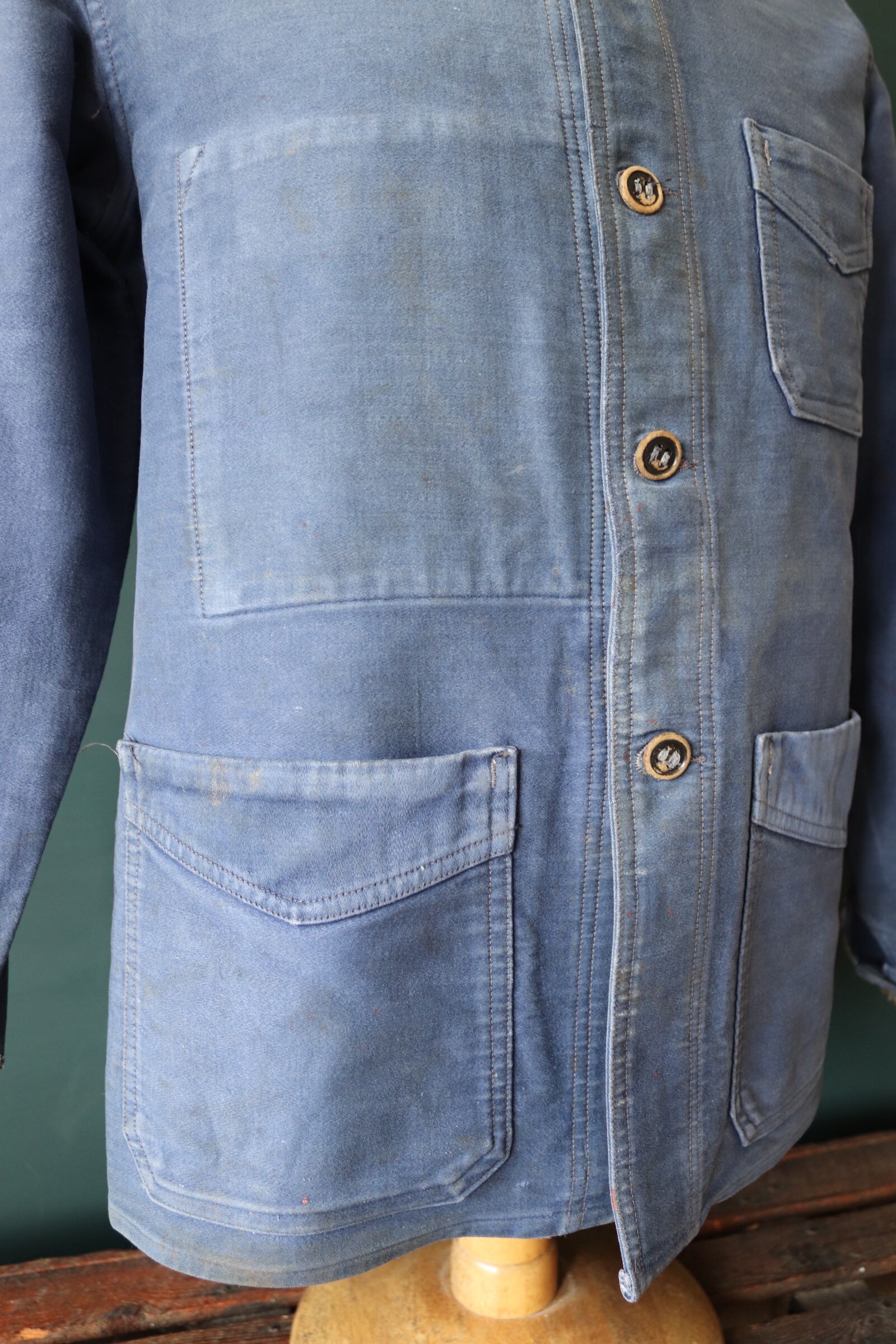 Vintage 1940s 40s French blue moleskin work jacket chore workwear