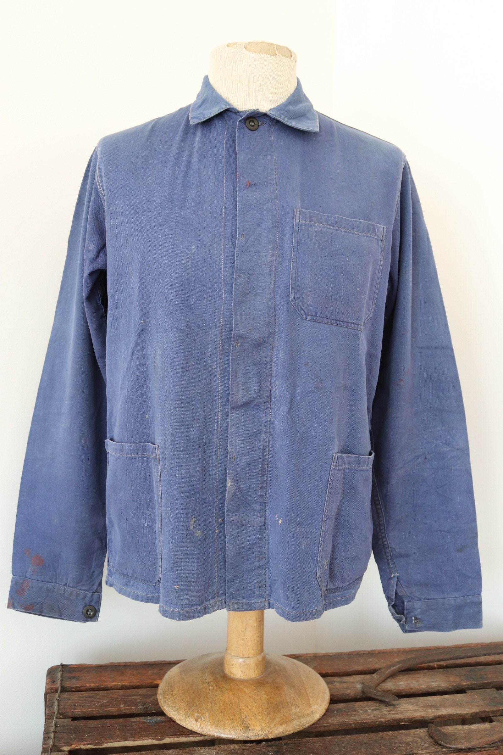 Vintage french cotton twill bleu de travail faded indigo blue chore