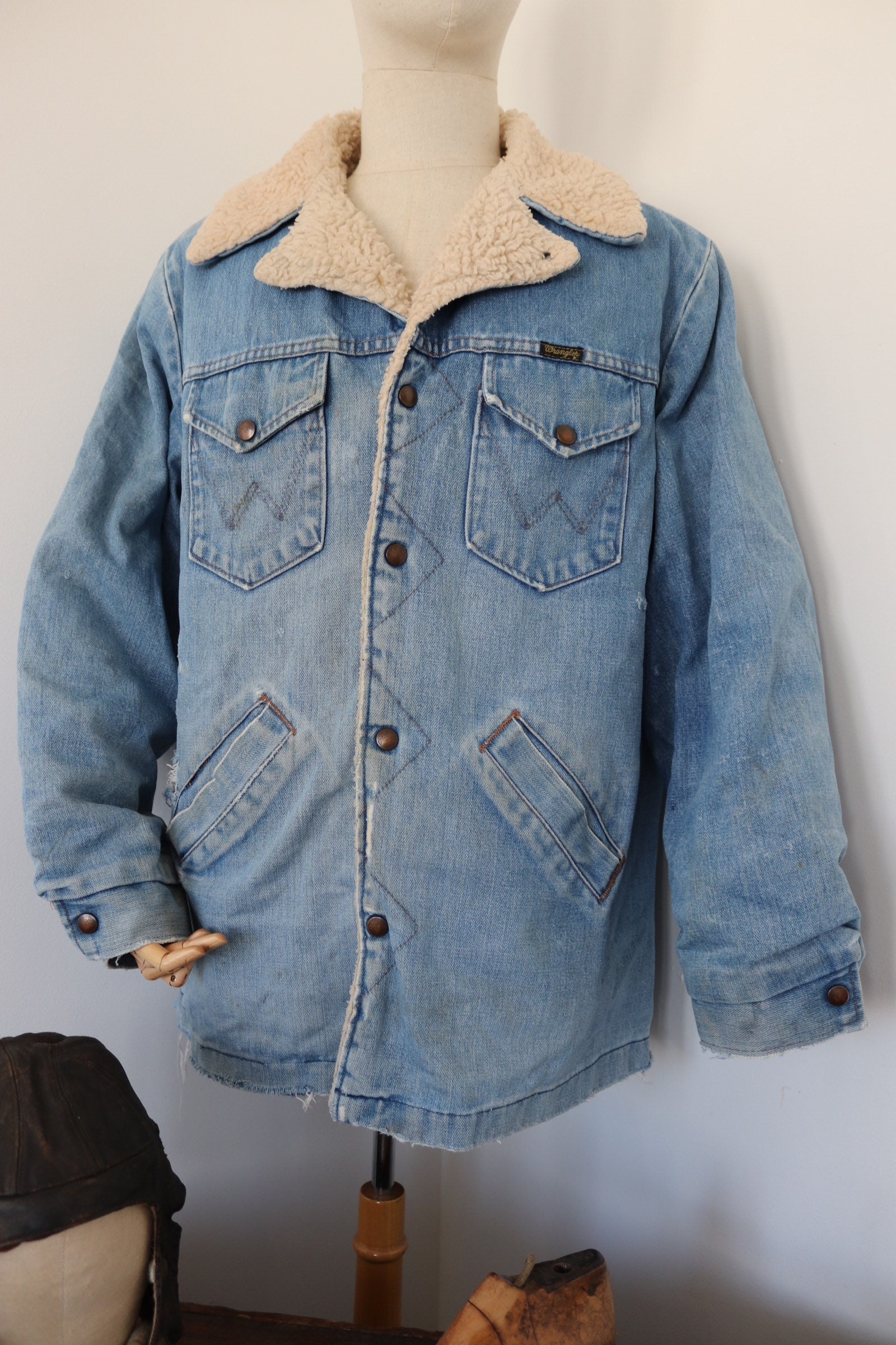 Vintage 1970s 70s Wrangler Wrange Coat 14oz denim sherpa cowboy western made in USA sanforized 