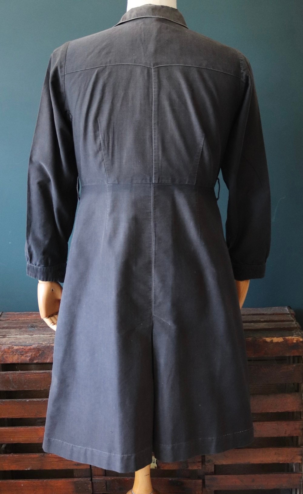Vintage 1940s 40s French black moleskin cotton work dress workwear