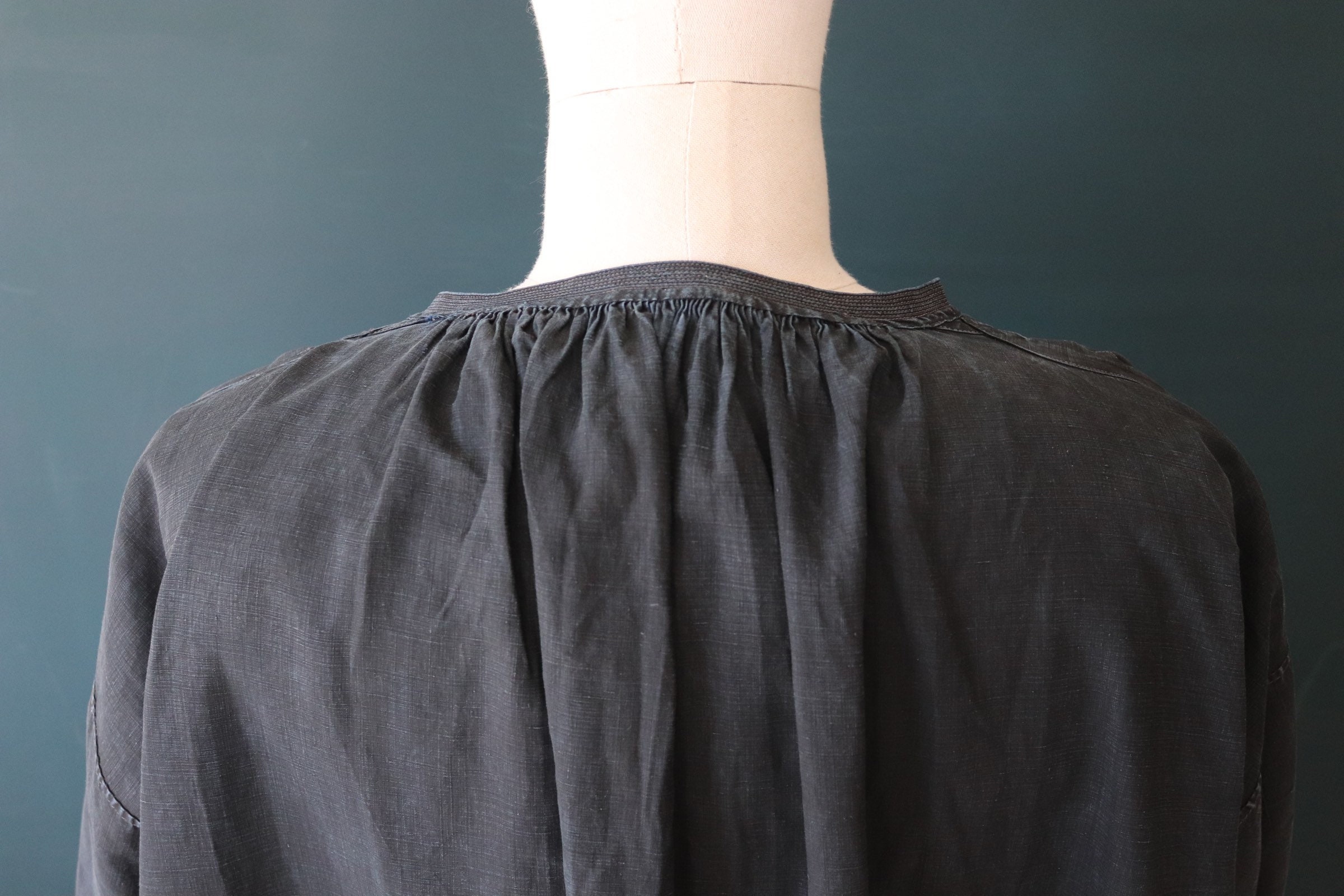 Vintage antique 1800s 1900s French indigo blue cotton biaude smock ...