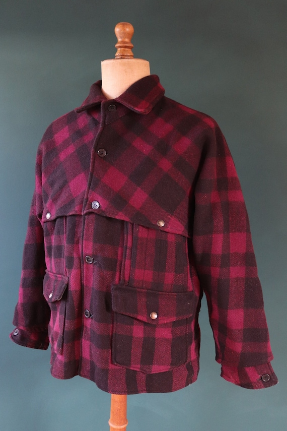 Vintage 1950s 50s Black Bear burgundy red black wool buffalo plaid checked mackinaw cruiser shirt jacket 47” chest Union Made CPO Filson