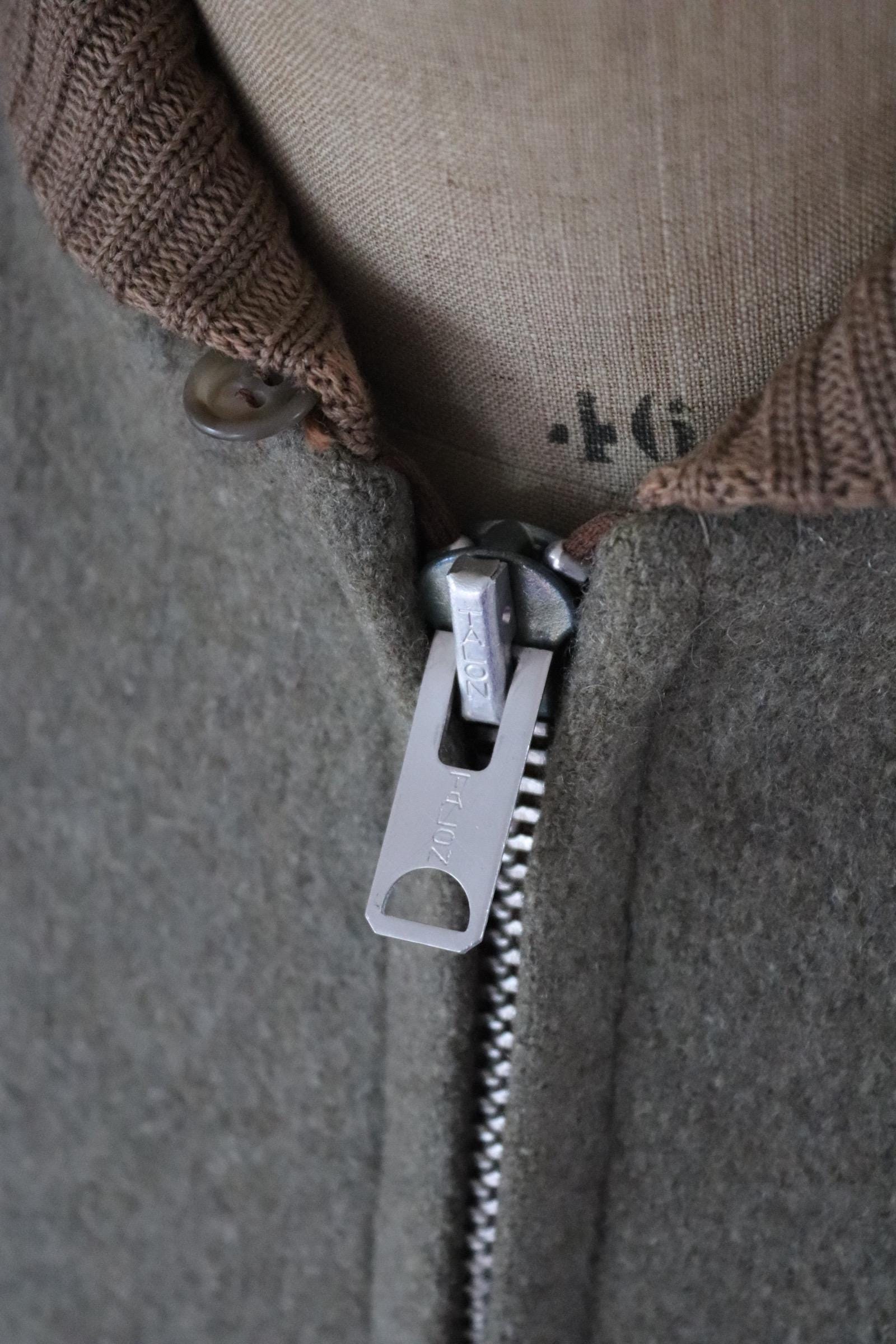 Vintage 1950s 50s 1960s 60s grey wool Lakeland Clicker car Vintage 1950s 50s 1960s 60s grey wool Lakeland Clicker car