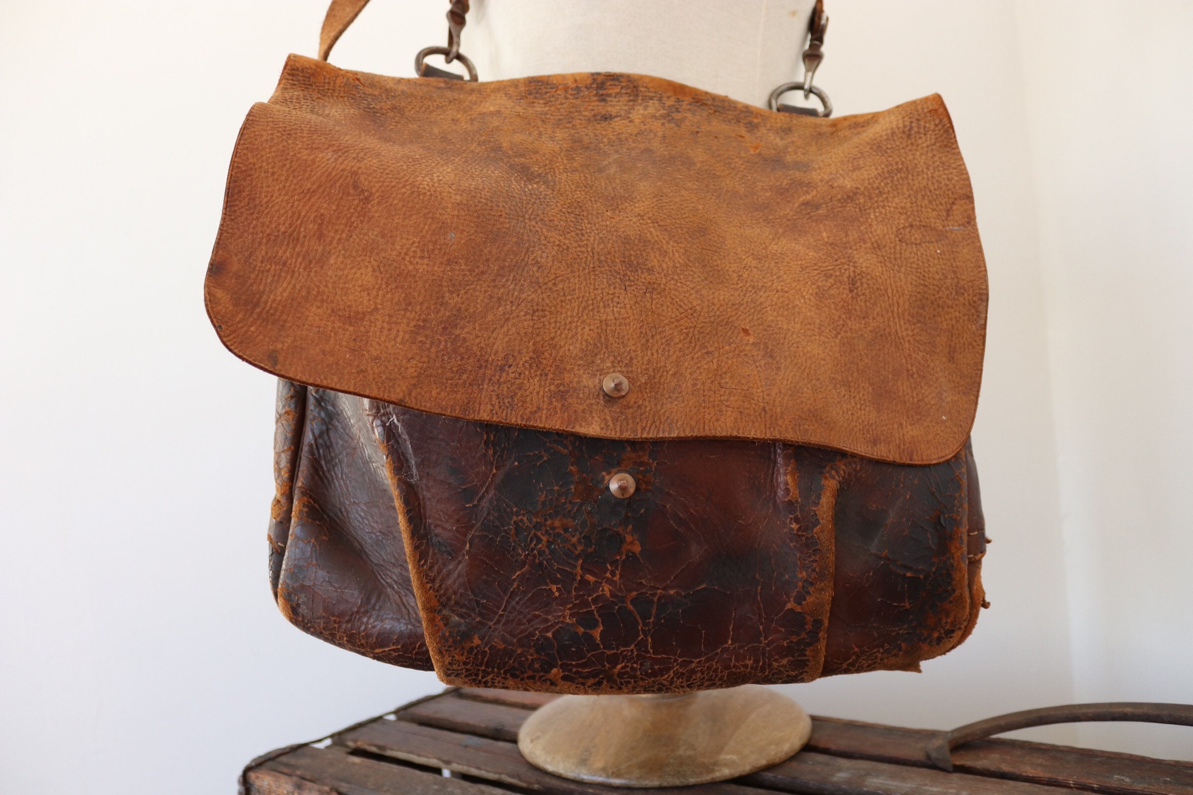 Vintage 1960s 60s Byron brown leather US Post Office Mail bag shoulder