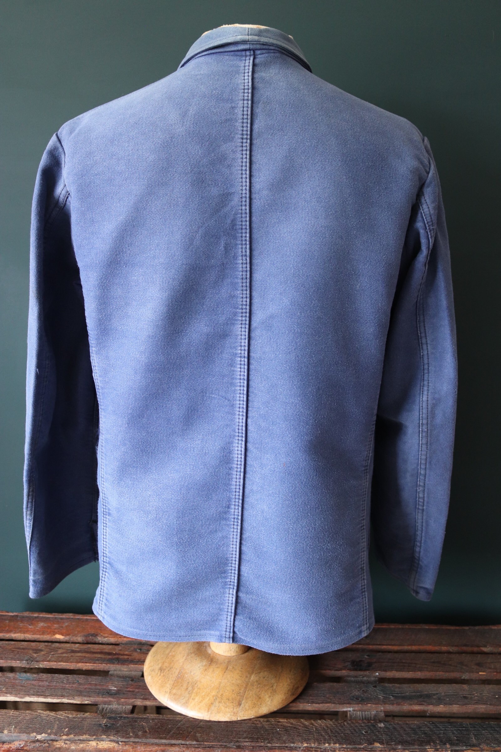 Vintage 1970s 70s indigo blue French moleskin work chore jacket coat