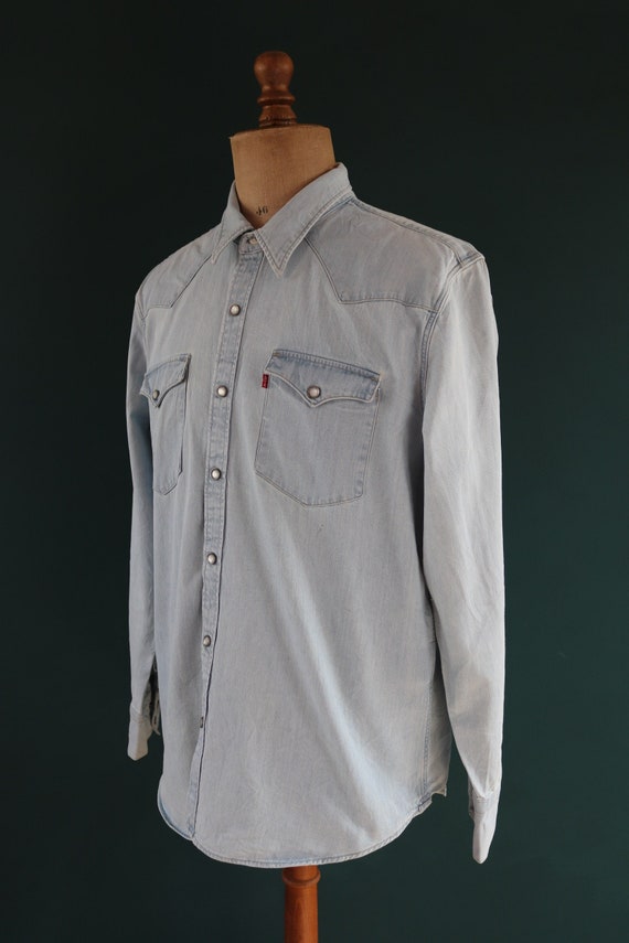 Vintage Levis Levi Strauss pale blue chambray denim shirt cowboy western 48" chest red tab pearl snap