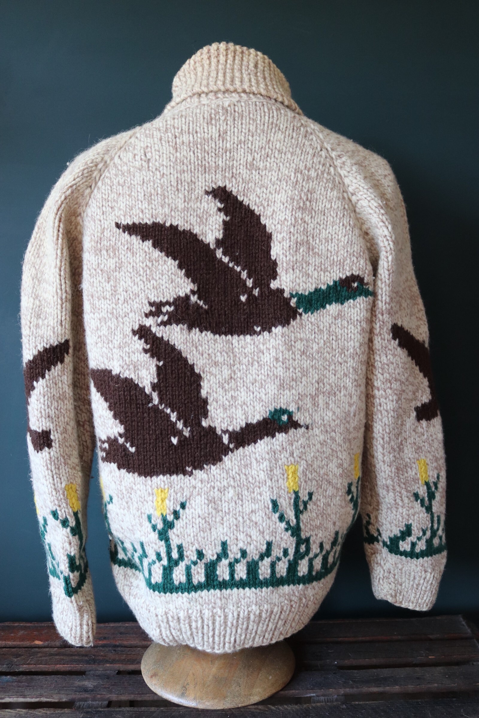 Vintage 1960s 60s hand knitted wool cowichan sweater cardigan jumper