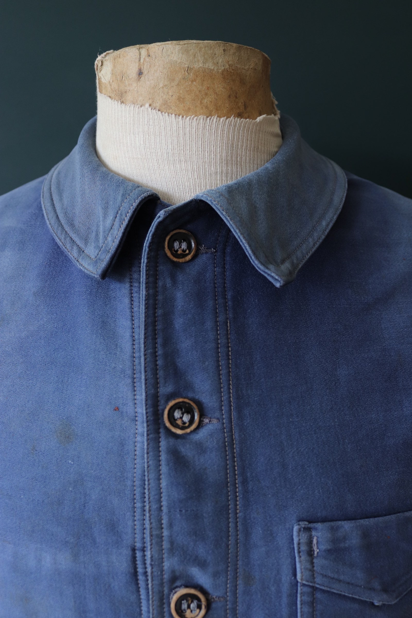 Vintage 1940s 40s French blue moleskin work jacket chore workwear