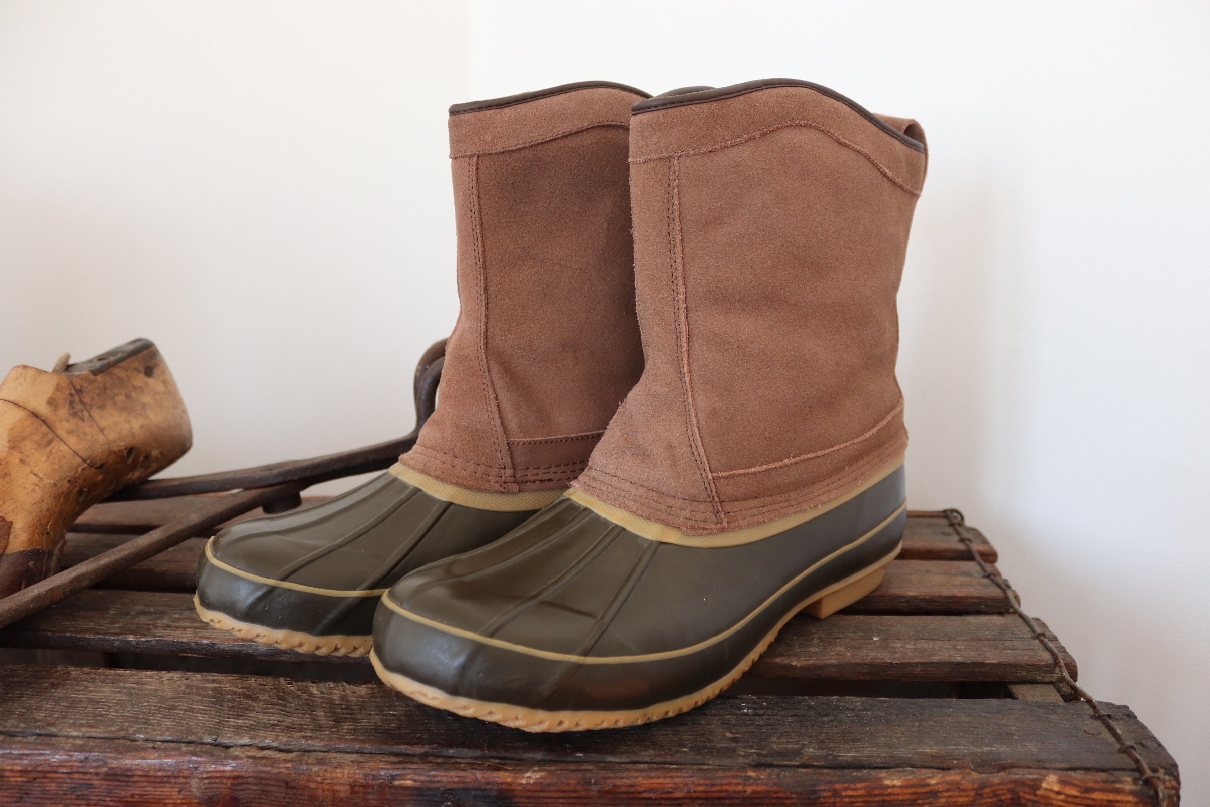 khombu dixie duck boots
