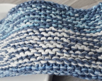 Blue White Potholder, Cotton Yarn Shades of Blue White,  Kitchen Thick Knitted Trivet, Ecofriendly Reusable