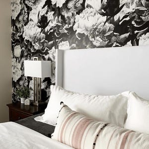 Floral monochrome, papier peint floral foncé, papier peint à fleurs, papier peint floral, décoration d'art mural, papier peint amovible floral