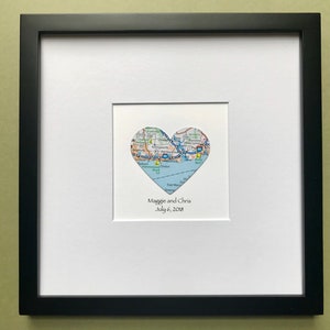 Carte du cœur encadré + texte - Cadre noir de 8x8 pouces - Décor de carte - Noms et date personnalisés - Cadeau de mariage - Cadeau de fiançailles - Pour les couples