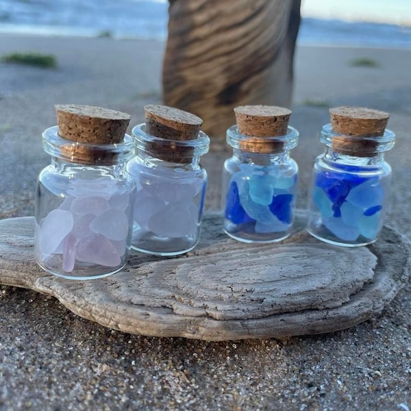 Beach Glass in Miniature Bottle, Genuine Rare Sea Glass from Lake Michigan, Perfect for Beach House Decoration, Small Gifts, Party Favors