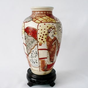 19th c Meiji Period Oriental / Japanese Kutani Vase - Figural Decoration