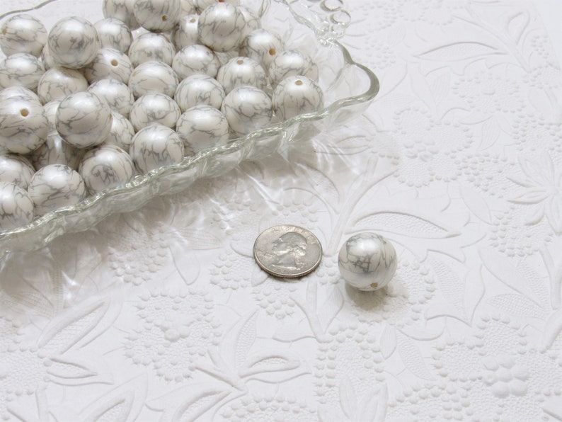 Bubblegum Beads Chunky Pearl Beads NEW 20mm White And Silver Lightening Pearls Bubblegum Bead Supply Chunky Gumball Beads