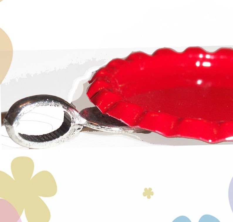 Tear Drop Style Bails Glue On Flat Pad Bail Pendant Bale Bottlecap Findings Tibeten Style Medium Bails Bottlecap Supply Quality Bailes