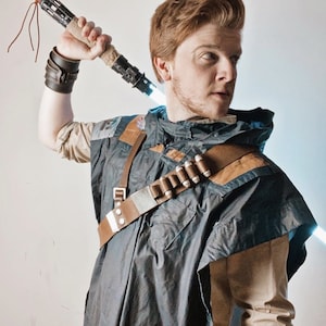 Jedi Fallen Order Cal Kestis Poncho and Harness