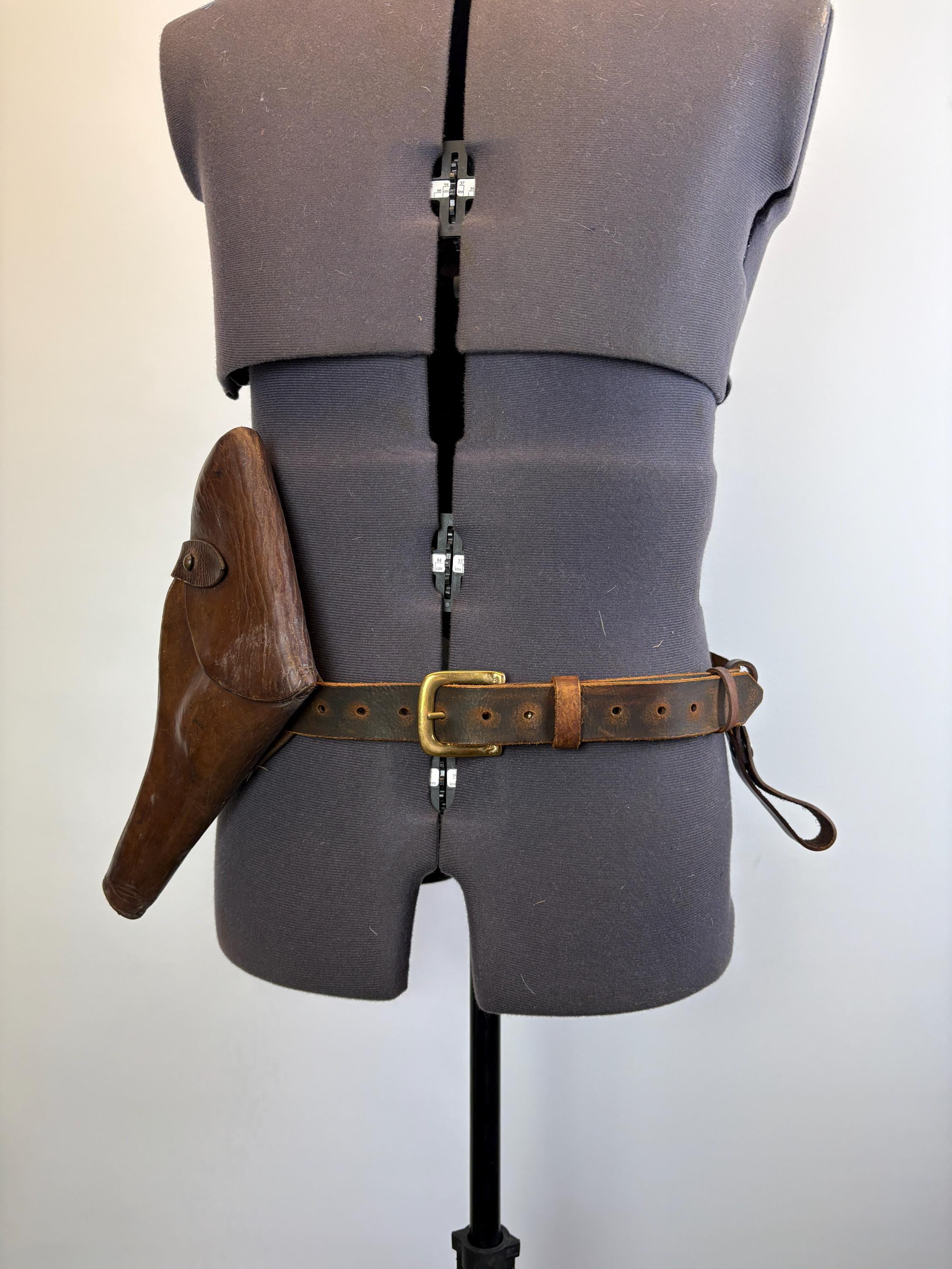 Indiana jones holster - Etsy 日本