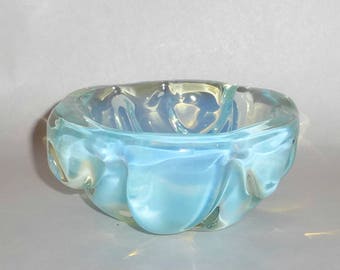 Vintage 1950's Studio Blown Heavy Art Glass Sky Blue 4.5" Bowl