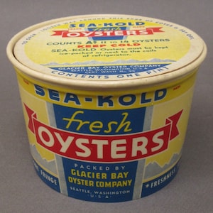 1936 SEA-KOLD OYSTERS Glacier Bay Seattle Wash. 1 Pint waxed container w/lid