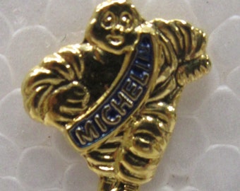 figural MR. BIB MICHELIN Tires tack pin pinback button mint in package