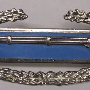 1940&#39;s WWII U.S. Army COMBAT INFANTRYMAN Badge military full size medal