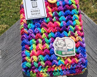 Rainbow Kindle Sleeve: Cat Books Patch
